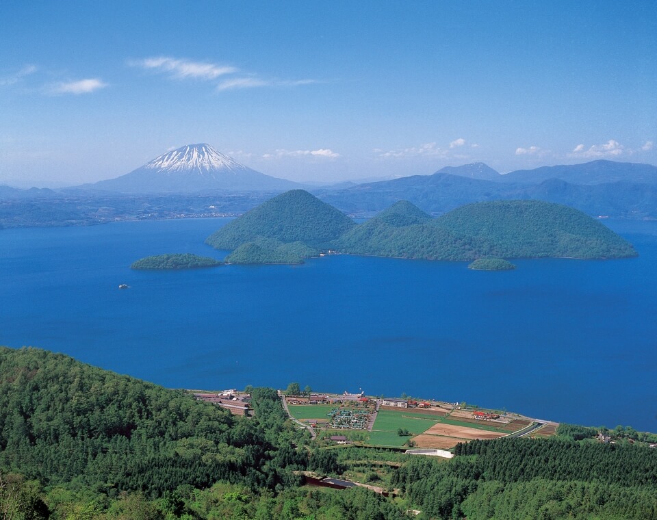 北海道、洞爺湖ならではの花火大会の楽しみ方があります。